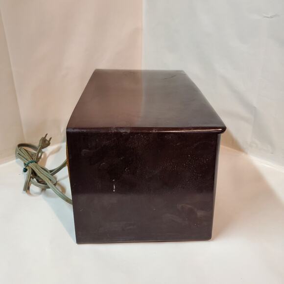 Vintage Radio - Still Hotter Than Your Tinder Date - Picture 6 of 12